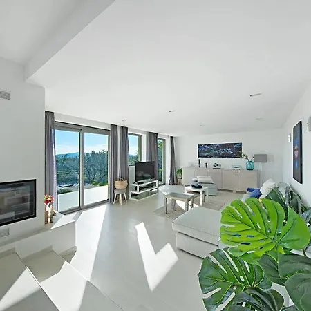 5br In - What'app - 0034-658-266-820 - For Reservations! Grimaud