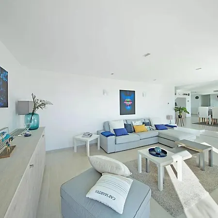 Vila 5br In - What'app - 0034-658-266-820 - For Reservations! *